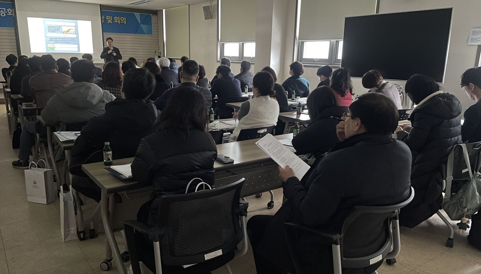 특강사진-김장한노무사-1.jpg 특강사진-김장한노무사-1.jpg